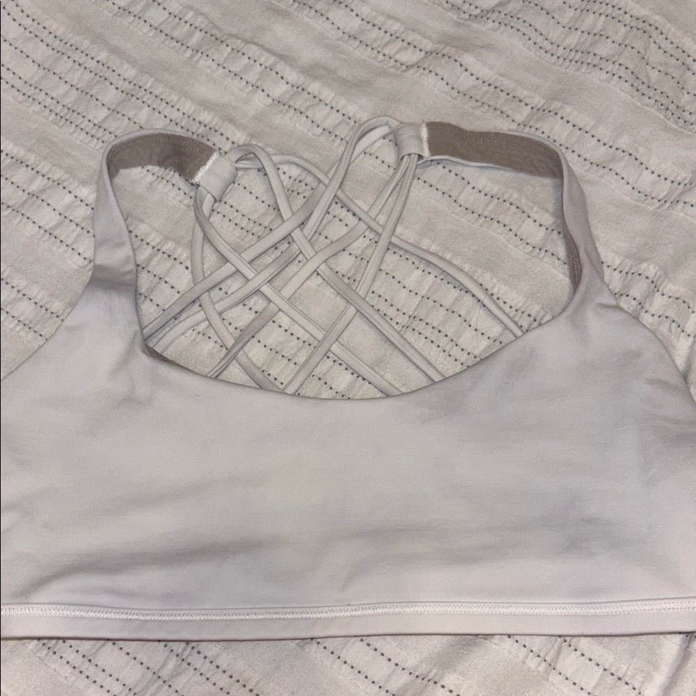 Lululemon Free to Be Bra - Wild